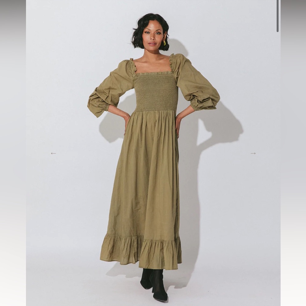 Cleobella Lennox Maxi worn once Size Medium, can fit up to an XL